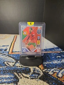Topps Match Attax 101 2022 #CO13 Bernardo Silva PORTUGAL láser plateado - Imagen 1 de 2