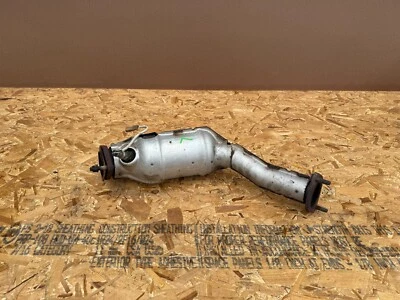 Tubo de escape silenciador inferior conductor izquierdo Infiniti Q50 Q60 2016-2024 OEM 3,0 L Foto 1 de 4