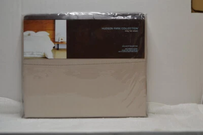 HUDSON PARK COLLECTION KING SIZE FLAT SHEET COLOR PUMICE 600 THREAD COUNT NIP - Image 1 of 2