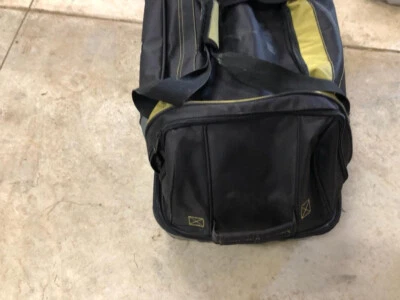 Bolsa de equipaje de viaje Full Rig Rolling con ruedas 30 pulgadas negra/amarilla Foto 1 de 4