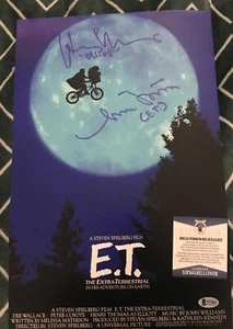 Henry Thomas y Matthew DeMeritt firmado E.T. Póster 11x17 Beckett Autenticado.�� - Imagen 1 de 6