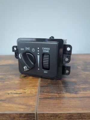Headlight Switch WVE 1S2903 fits 01-04 Dodge Dakota - Image 1 of 3