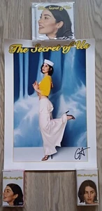 LAST ONE Gracie Abrams The Secret of Us UK Exclusive CD, Cassettes SIGNED Poster - Imagen 1 de 11
