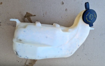 1999-2004 FORD MUSTANG ВЕТРОВОЕ СТЕКЛО ОМЫВАТЕЛЬ БАК РЕЗЕРВУАР БУТЫЛКА XR3U 17B613 - Изображение 1 из 4