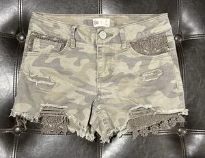 💥 Girl's 12 So Camo Denim Jean Shorts Lace Cut Off Ripped New Adjustable Waist - Picture 1 of 2