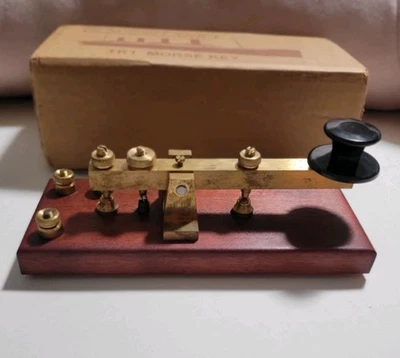 (NEW W/BOX) R.M.S TITANIC REPLICA STRAIGHT KEY MORSE CODE TELEGRAPH (By: Kent) - Image 1 of 4