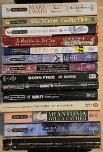 Lot of 14 Vtg Signet Classic Novel PB Shakespeare Twain Voltaire Moliere Kipling - Foto 1 di 11