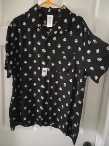 Disney Men Black Short Sleeve Buttondown Viscose Shirt with Skull Print, L - Picture 1 of 6