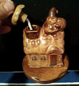 Little Elf House Holiday Oil Lamp Ceramic - Picture 1 of 8