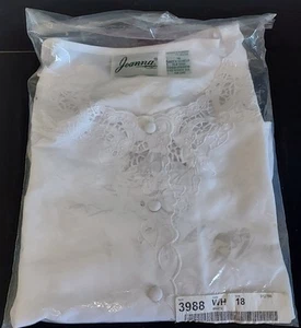 Joanna~Womens' White~Embroidered~Short Sleeve~Button-Up Blouse~Size 18~#3988~NIP - Picture 1 of 5
