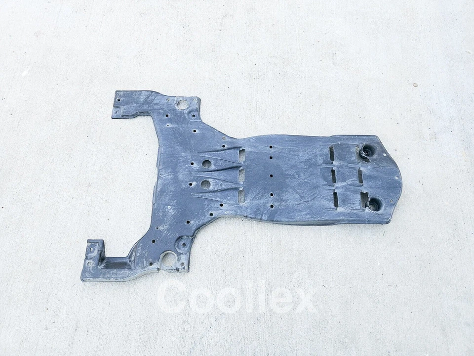 /\ Cubierta inferior del motor Lexus Is250 2009 #2 51442-30150 OEM Foto 1 de 4