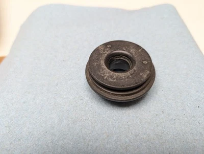 09-18 Toyota Radiator Lower Rubber Mounting Insulator Cushion  ( 1 cushion ) - Image 1 of 4