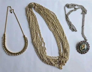 Lote Mixto de 3 Collares Vintage Tono Dorado y Plateado - Imagen 1 de 7