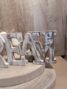 "DREAM" LARGE SHABBY CHIC VINTAGE WHITEWASH WOODEN LETTERS SIGN FREESTANDING - Picture 1 of 6