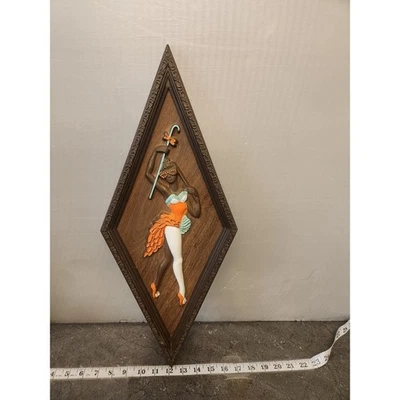 Placa de pared moderna de mediados de siglo para dama con forma de diamante marco de madera coloreada a mano retro Foto 1 de 4