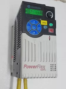 ALLEN BRADLEY DRIVE 25B-A2P5N104 POWERFLEX 525 0.5 HP TESTED OKAY - Picture 1 of 4
