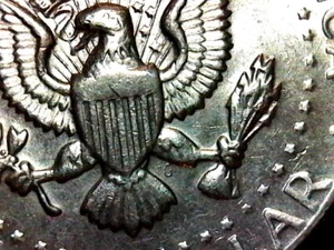 1978 D Kennedy half dollar error! No “F” In “FG”! No “F” Error Coin!! - Picture 1 of 4