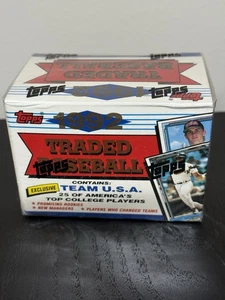1992 Topps Traded Baseball Factory Sealed Set Varitek, Nomar RCs - Picture 1 of 2
