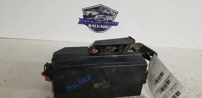 Двигатель коробка предохранителей подходит для 06 FREESTAR 1948166 - Изображение 1 из 4