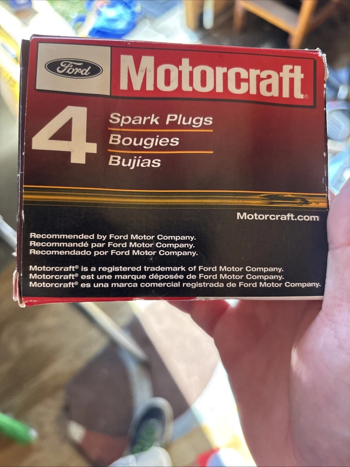 Bujía Motorcraft SP-415 - Alto rendimiento, construcción duradera, encendido suave Foto 1 de 1