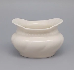 Lenox Colonial Sugar Bowl Ivory 1960s  Vintage u-10D - Picture 1 of 6
