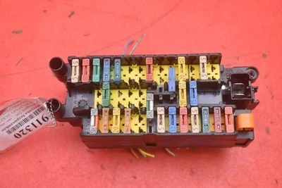 Peugeot 206 1999 Fuse Box Complete Peugeot MKO380590 - Image 1 of 4