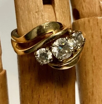 1.00 ct. Moissanite 3-Stone Ring in real (not plated) 14kt Yellow Gold -Size 5.5 - Image 1 of 4