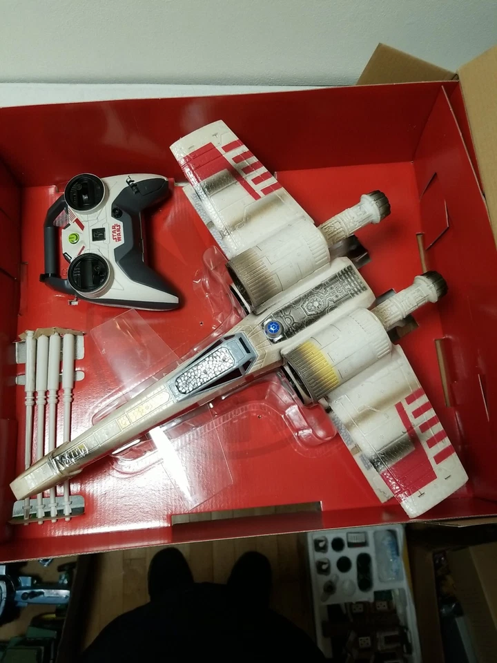 Air Hogs Star Wars Remote Control X-Wing Starfighter with R2-D2 Riding Co-Pilot - Image 1 of 4