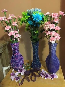 Einzigartige, stilvolle, zusammenklappbare Blumenvase. Deko Designs. Kunststoff - Bild 1 von 78