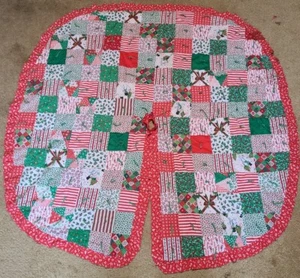 Vintage Needlepoint Christmas Tree Skirt Reversible Joyful Holiday - BEAUTIFUL! - Picture 1 of 9