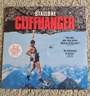 Cliffhanger Laserdisc deluxe widescreen movie 1993 Stallone new sealed - Image 1 of 2
