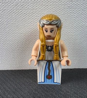 LEGO Galadriel Minifigure Lord of the Rings lor103 79015 Hobbit (Wrong legs) - Image 1 of 4