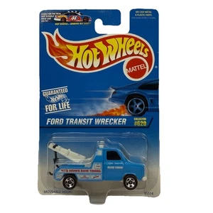 Camión grúa Ford Transit #620 1997 tarjeta azul fundido a presión Mattel Hot Wheels - Imagen 1 de 14