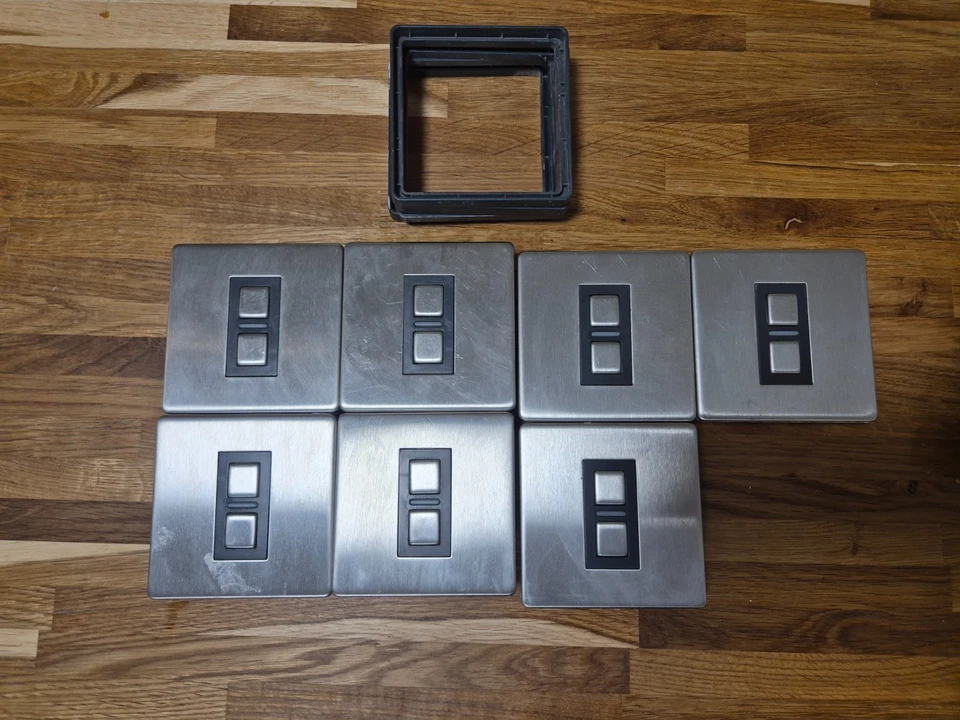 Lightwave RF (Gen 2) Smart Dimmer Switch - 1 Gang Switch L21 - Image 1 of 1