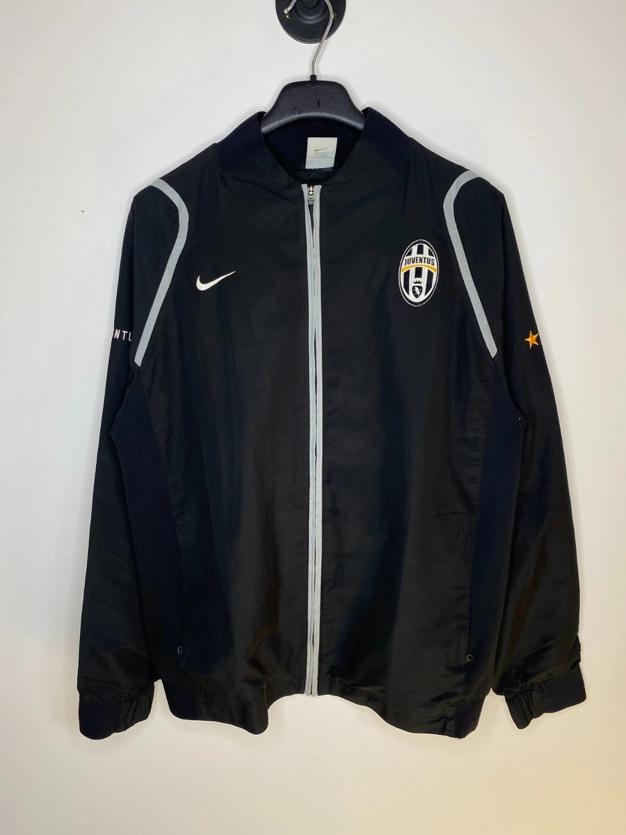 Preços baixos em Ventilador de Futebol Clube Internacional Nike