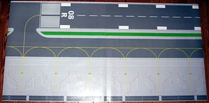Flughafen Layout Matten 1:200 und 1:400 199x103cm für Flugzeugmodelle Diorama - Bild 1 von 2