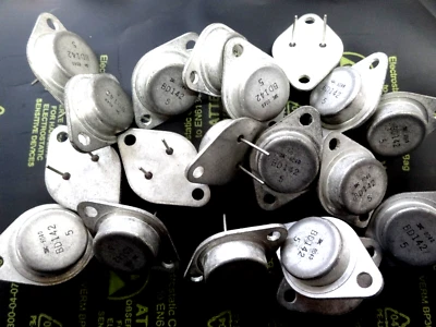 19 vintage BD142 NPN transistor TO3 15A 50V 117W - Image 1 of 4