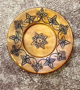 Vintage Wood Handcarved\Painted Decor Small Plate Wall Hanging Folk 3.5" ROMANIA - Picture 1 of 8