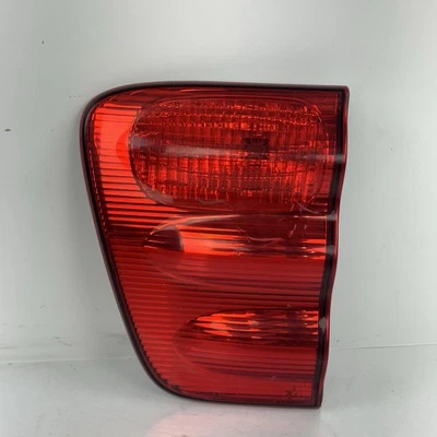 Toyota Sequoia 2001 2002 2003 2004 pasajero derecho lado derecho luz trasera interior OEM Foto 1 de 4