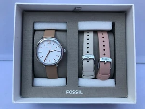 FOSSIL Suitor Silver White Dial Leather Strap Watch Gift Set BQ3416SET MSRP $145 - Picture 1 of 3