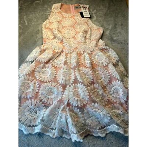 ASOS Strampler Blumen komplett gefüttert Größe S - Bild 1 von 12