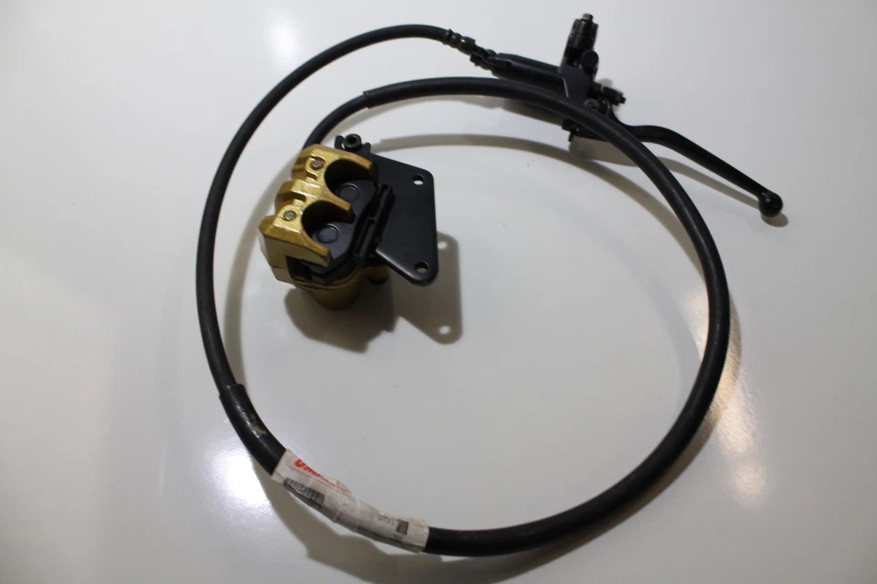 ГЛАВНЫЙ ЦИЛИНДР СУППОРТА ПЕРЕДНЕГО ТОРМОЗА 200 куб. см IRTBIKES UNITED MOTOR DSF DTF SMF - Изображение 1 из 2