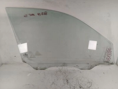 Vitre Avant Gauche SX Hyundai Tucson 1 Série 2008 - Image 1 of 3