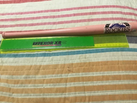 COLORADO ROCKIES LOGO 18” LONG MINI-BAT,PINK Cover