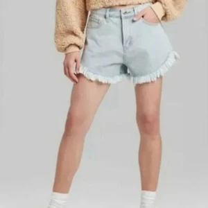 NWT WILD FABLE HIGH RISE FRAY HEM SHORTS-6/28 - Picture 1 of 6