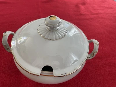 Suppenterrine mit Deckel, Vintage-Stil - Bild 1 von 3