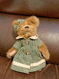 Boyds Bears Bär Abigail Bramblebeary trägt Kleid im Ruhestand - Bild 1 von 2