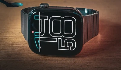 Apple Watch Series 11, Gold Titanium, GPS + Cellular, 42mm, Gold Link Barcelet - Image 1 of 4