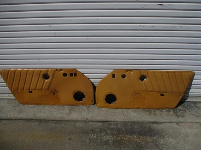 NICE GENUINE PORSCHE 911 930 TAN  PAIR OF  1978-1988  DOOR PANELS USED ORIGINAL - Image 1 of 4
