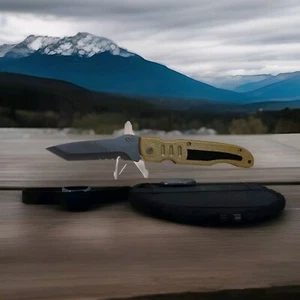 Pocket Knife NEW - light weight, Frost Cutlery, "GOLD FINGER"  Model: 15-079GD - Picture 1 of 10